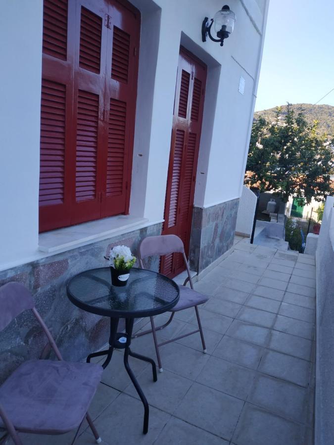 Elthimia'S Apartment Poros Town Exterior foto