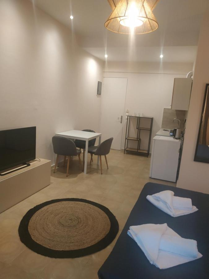 Elthimia'S Apartment Poros Town Exterior foto