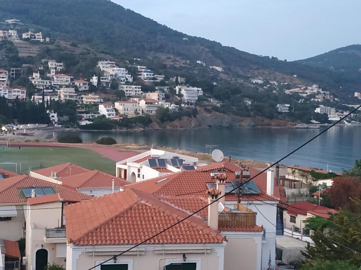 Elthimia'S Apartment Poros Town Exterior foto